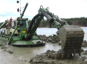 Officials-Put-in-Service-New-Water-Master