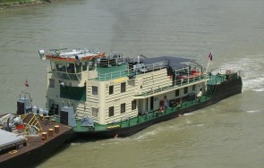 a1.jpg