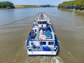 river_tanker_sale_5