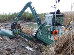 watermaster_multipurposedredger_working_p